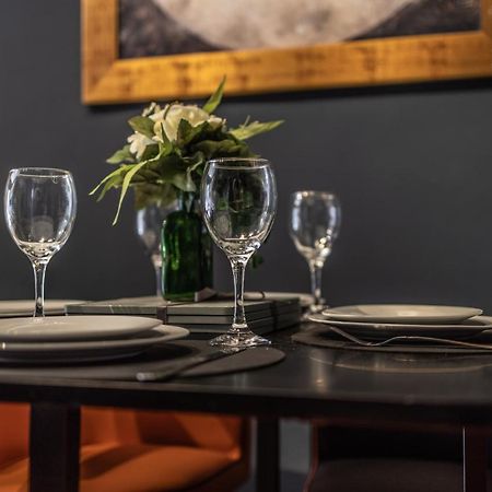 Boutique Family Apartment In Celebrity Village. Barnt Green Dış mekan fotoğraf